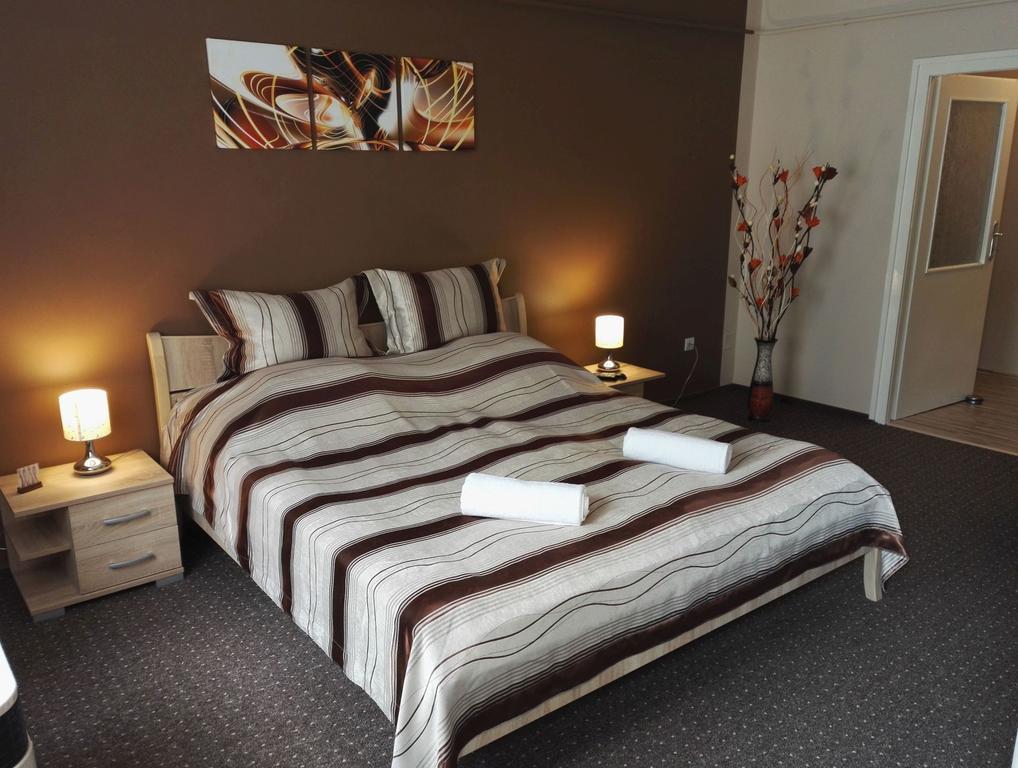 Adel Apartman Mako Exterior photo